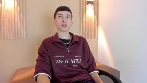 lian_cameron online show from February 2026 04:06:02 AM