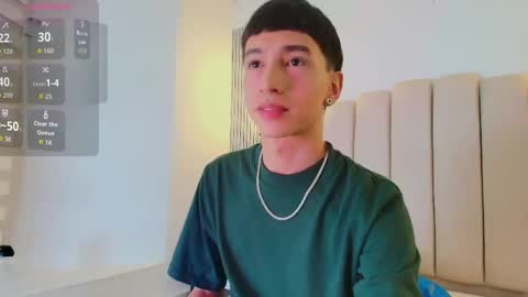 Snapshot of lian_cameron chatting on April 2026 03:46:01 AM lian_cameron online show from April 2026 03:46:01 AM