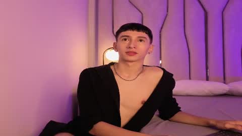 Snapshot of lian_cameron chatting on July 2026 03:42:02 AM lian_cameron online show from July 2026 03:42:02 AM