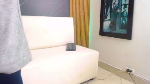 Lian Jacob online show from May 2026 07:20:02 PM
