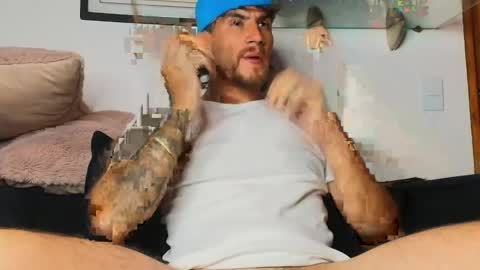 Lian Oconner online show from May 2026 12:52:02 AM