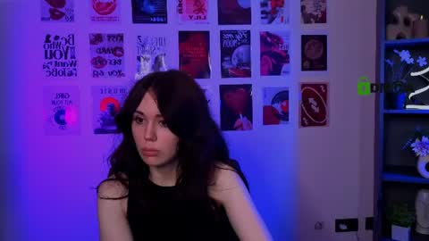 Snapshot of liana_best chatting on July 2026 07:20:02 PM Li online show from July 2026 07:20:02 PM