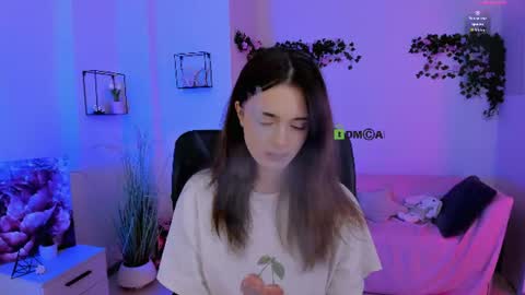 Snapshot of liana_kisses chatting on June 2026 07:01:01 PM Little Liana online show from June 2026 07:01:01 PM