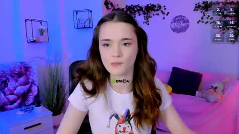 Snapshot of liana_kisses chatting on June 2026 06:34:01 PM Little Liana online show from June 2026 06:34:01 PM