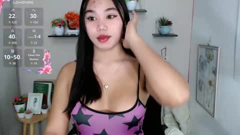Snapshot of liane_mei chatting on June 2026 12:53:02 AM Liane online show from June 2026 12:53:02 AM