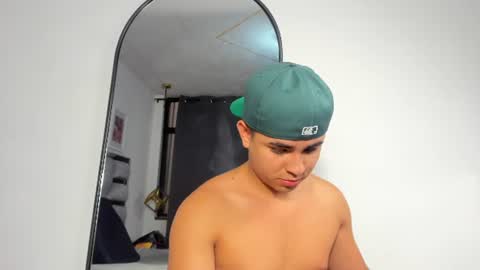 Snapshot of lianfox_ chatting on July 2026 12:35:01 PM lianfox_ online show from July 2026 12:35:01 PM