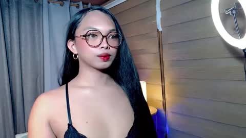 CALL ME LIANNA online show from February 2026 10:27:01 AM