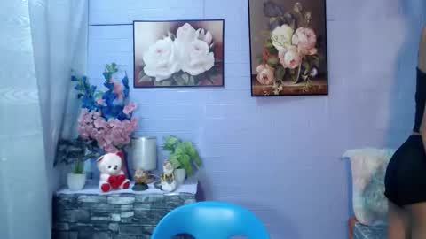 Snapshot of lianne_cum chatting on May 2026 06:38:01 PM Ms LIANNE online show from May 2026 06:38:01 PM