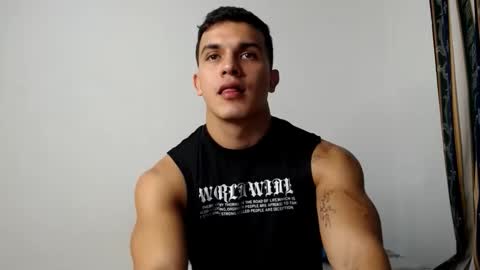 Snapshot of lianstonne chatting on February 2026 04:20:01 AM Liamstonne online show from February 2026 04:20:01 AM