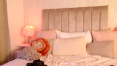 Snapshot of liarasol chatting on April 2026 09:20:02 PM Liora online show from April 2026 09:20:02 PM