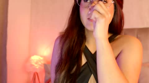 Snapshot of liarasol chatting on May 2026 10:18:02 PM Liora online show from May 2026 10:18:02 PM