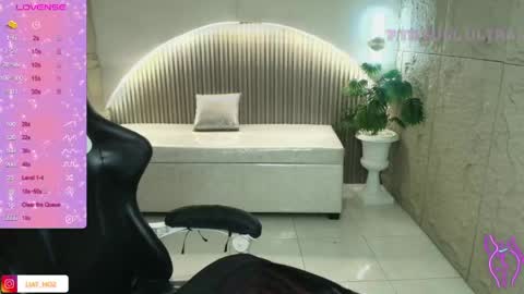 Snapshot of liat_hoz chatting on May 2026 01:06:01 PM Dani online show from May 2026 01:06:01 PM