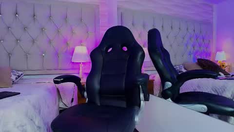 Lia  online show from March 2026 08:38:02 PM