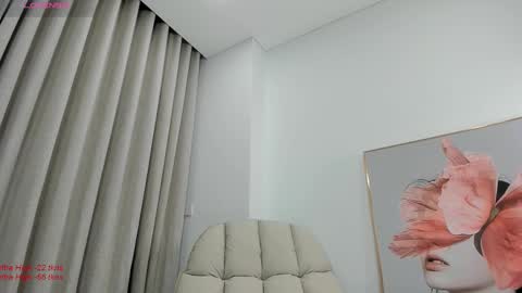 Lia online show from March 2025 01:42:01 PM