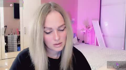 Snapshot of libby_nora chatting on May 2026 11:50:01 AM Libby online show from May 2026 11:50:01 AM