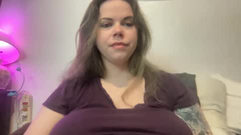 Snapshot of libbydeetzxxx chatting on January 2025 10:53:02 AM Libby Deetz online show from January 2025 10:53:02 AM