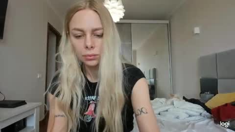 Snapshot of library_girl chatting on May 2026 10:23:02 AM Anna online show from May 2026 10:23:02 AM