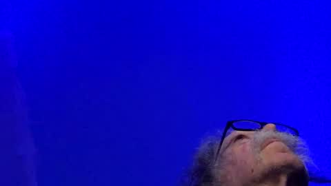 Snapshot of lickyouryoni chatting on December 2024 03:42:01 PM LickYourYoni online show from December 2024 03:42:01 PM