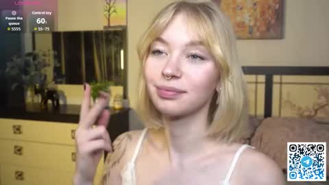 Ann online show from December 2025 07:10:02 PM