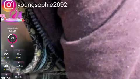 Sophie online show from December 2025 10:09:01 AM