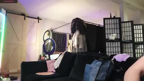 Snapshot of light_bringer_studios chatting on March 2025 02:59:02 AM Light Bringer Studios online show from March 2025 02:59:02 AM