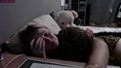 Snapshot of light_lunaa chatting on September 2025 03:12:01 PM light_lunaa online show from September 2025 03:12:01 PM