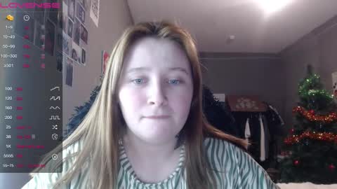 light_lunaa online show from January 2026 04:01:02 PM