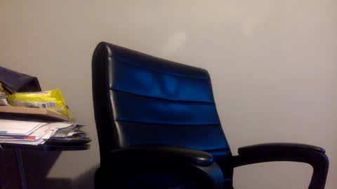 Snapshot of lightskinfreak317 chatting on December 2024 07:26:01 AM CUM HAVE FUN HELP ME CUM online show from December 2024 07:26:01 AM