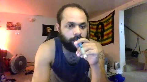Snapshot of lightskinned666 chatting on May 2026 02:41:02 AM lightskinned666 online show from May 2026 02:41:02 AM