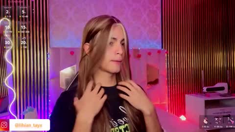 LIHIAN online show from March 2026 11:43:02 AM