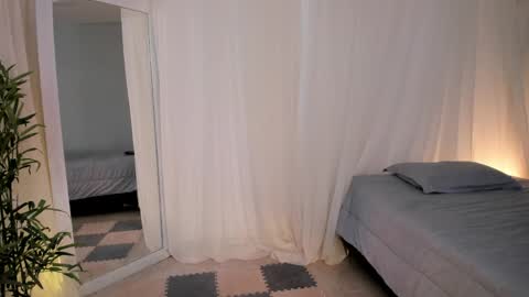 Snapshot of liia_sweett chatting on April 2026 03:59:01 PM Lia Sweet online show from April 2026 03:59:01 PM