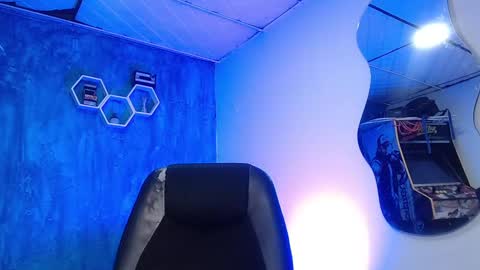 Daniel online show from December 2024 12:54:02 PM