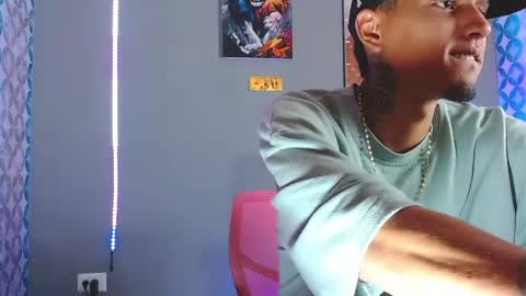Snapshot of liiaam_lee_ chatting on May 2026 09:19:01 PM Daniel online show from May 2026 09:19:01 PM