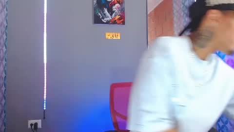 Snapshot of liiaam_lee_ chatting on May 2026 08:48:02 PM Daniel online show from May 2026 08:48:02 PM