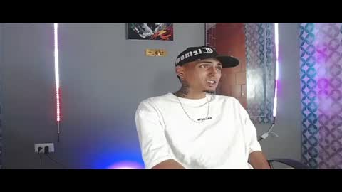 Snapshot of liiaam_lee_ chatting on May 2026 09:34:02 PM Daniel online show from May 2026 09:34:02 PM