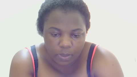 Snapshot of liilcutiee chatting on April 2026 09:45:01 AM Lily online show from April 2026 09:45:01 AM