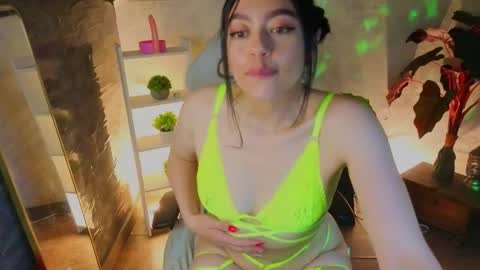 liisa_thompson_ online show from May 2026 01:42:02 PM