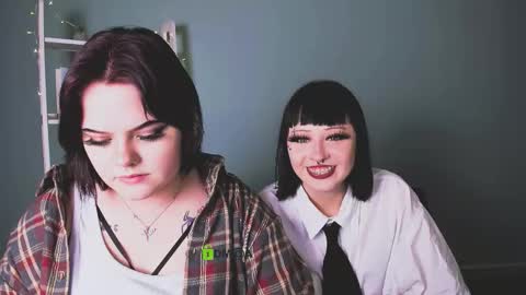 lika_pop online show from December 2025 07:41:01 PM