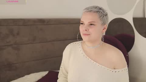 Snapshot of likaaberry chatting on October 2025 12:01:02 PM likaaberry online show from October 2025 12:01:02 PM