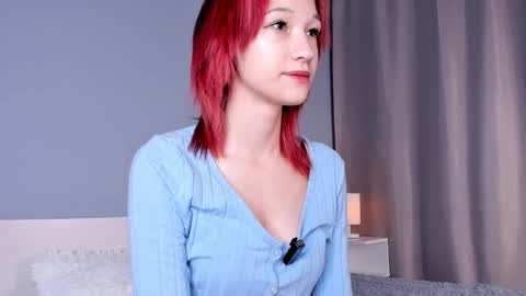 Emi online show from September 2025 01:23:01 PM