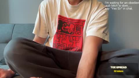 likeasnack online show from November 2025 06:06:01 PM