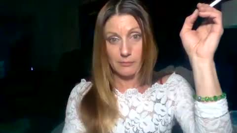 Snapshot of likerightnow chatting on December 2025 11:06:02 AM likerightnow online show from December 2025 11:06:02 AM