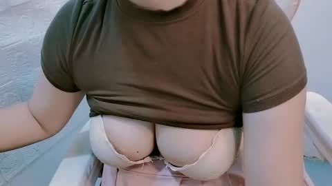 Snapshot of likixi chatting on March 2026 01:42:02 AM likixi online show from March 2026 01:42:02 AM