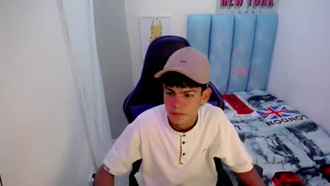 LIAM online show from November 2025 03:09:02 AM