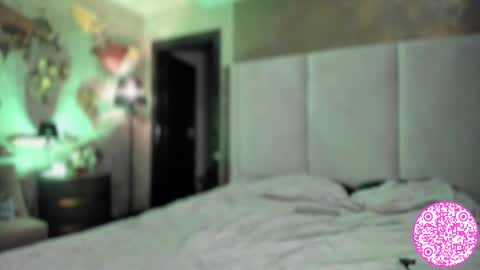 Gabriela online show from October 2025 07:26:01 PM