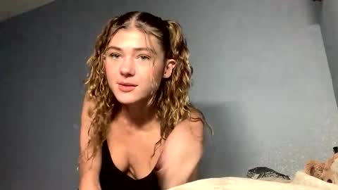 lil_luca online show from October 2025 01:17:02 AM