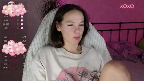 little moon online show from November 2025 01:59:02 PM