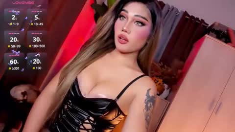 Miss Lily online show from April 2026 07:22:01 PM