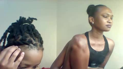 Lil miss online show from November 2025 02:06:01 PM