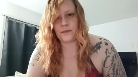 Snapshot of lil_nelli8 chatting on May 2026 08:19:02 AM lil_nelli8 online show from May 2026 08:19:02 AM